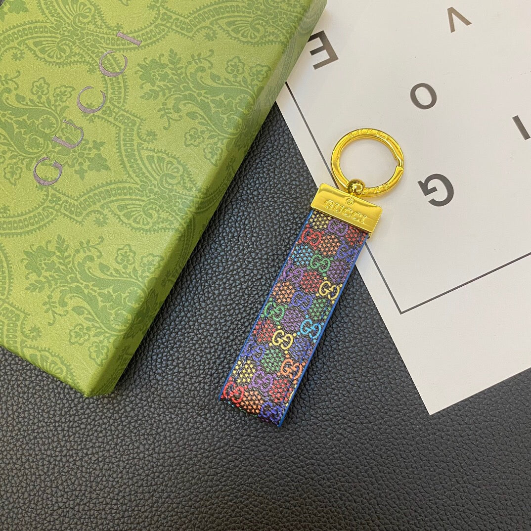 Fashion Flower Pendant