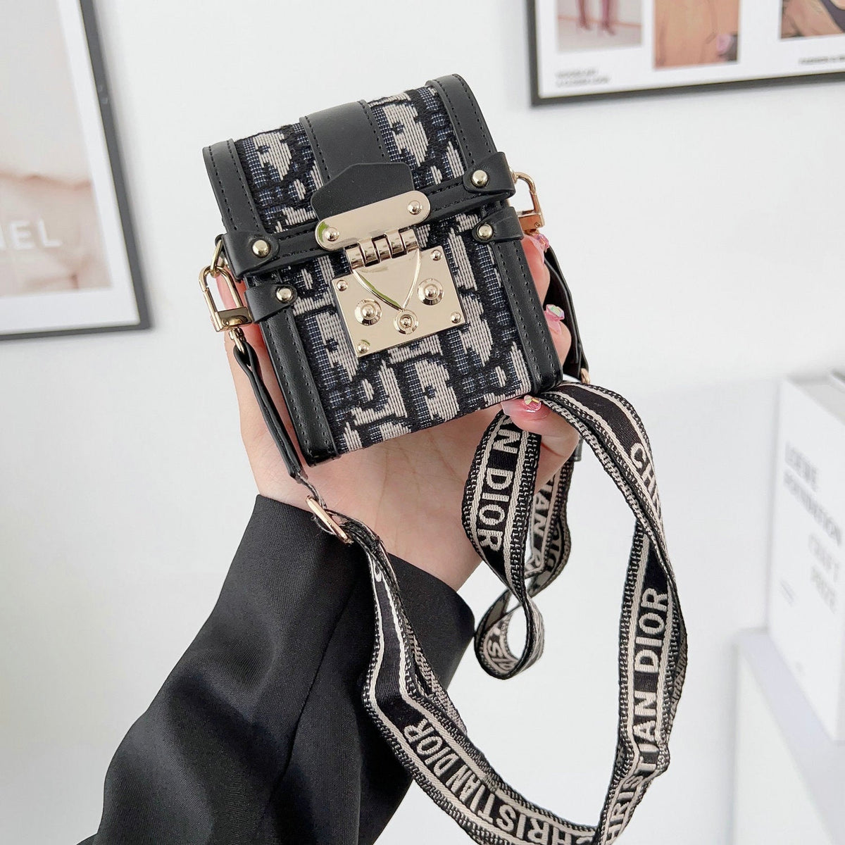 Spring Latest Phone Bag