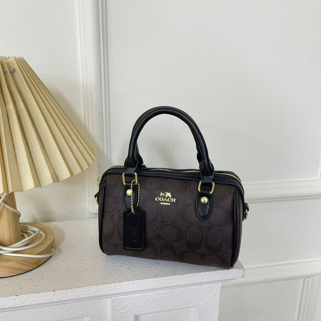 Classic and Stylish HandBag