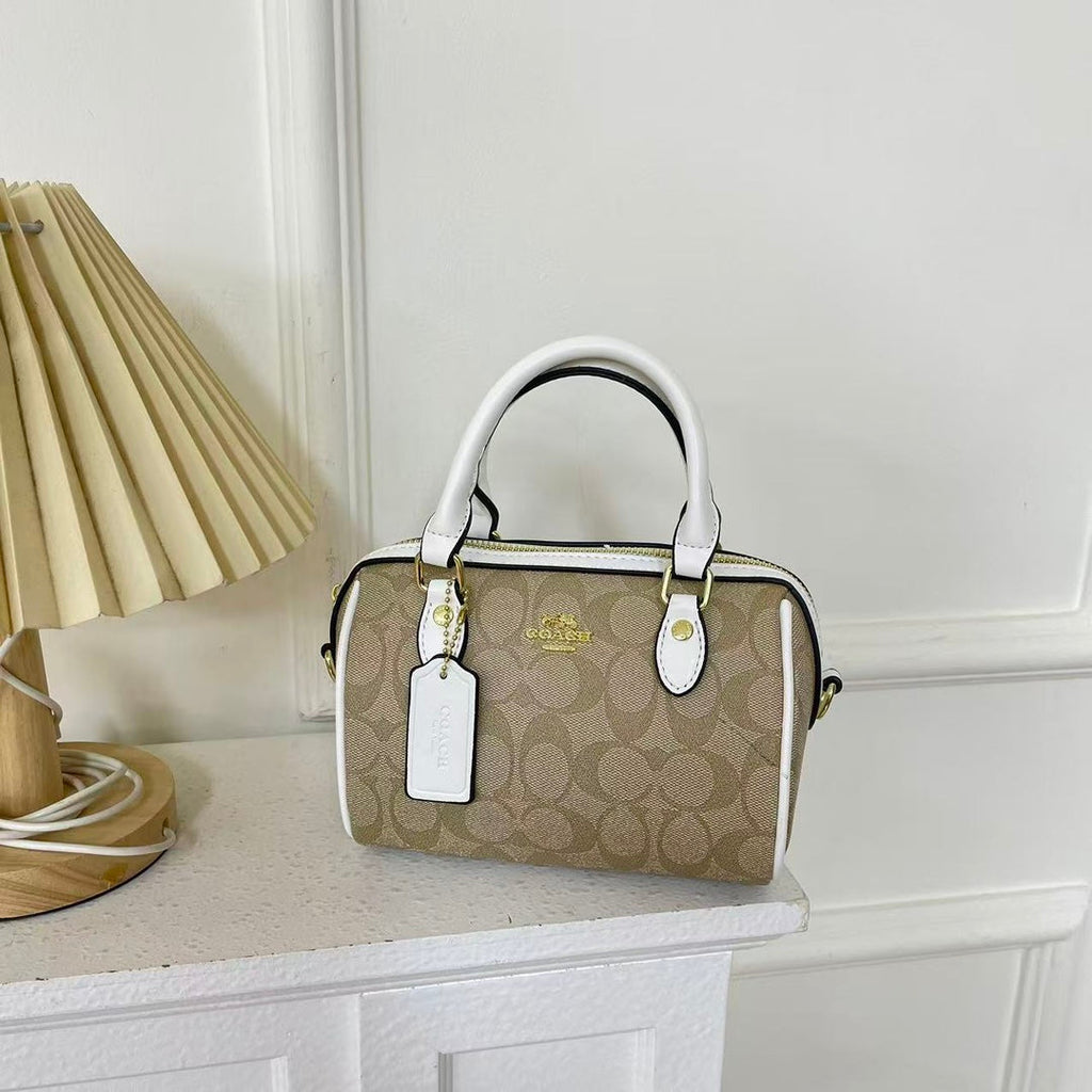 Classic and Stylish HandBag
