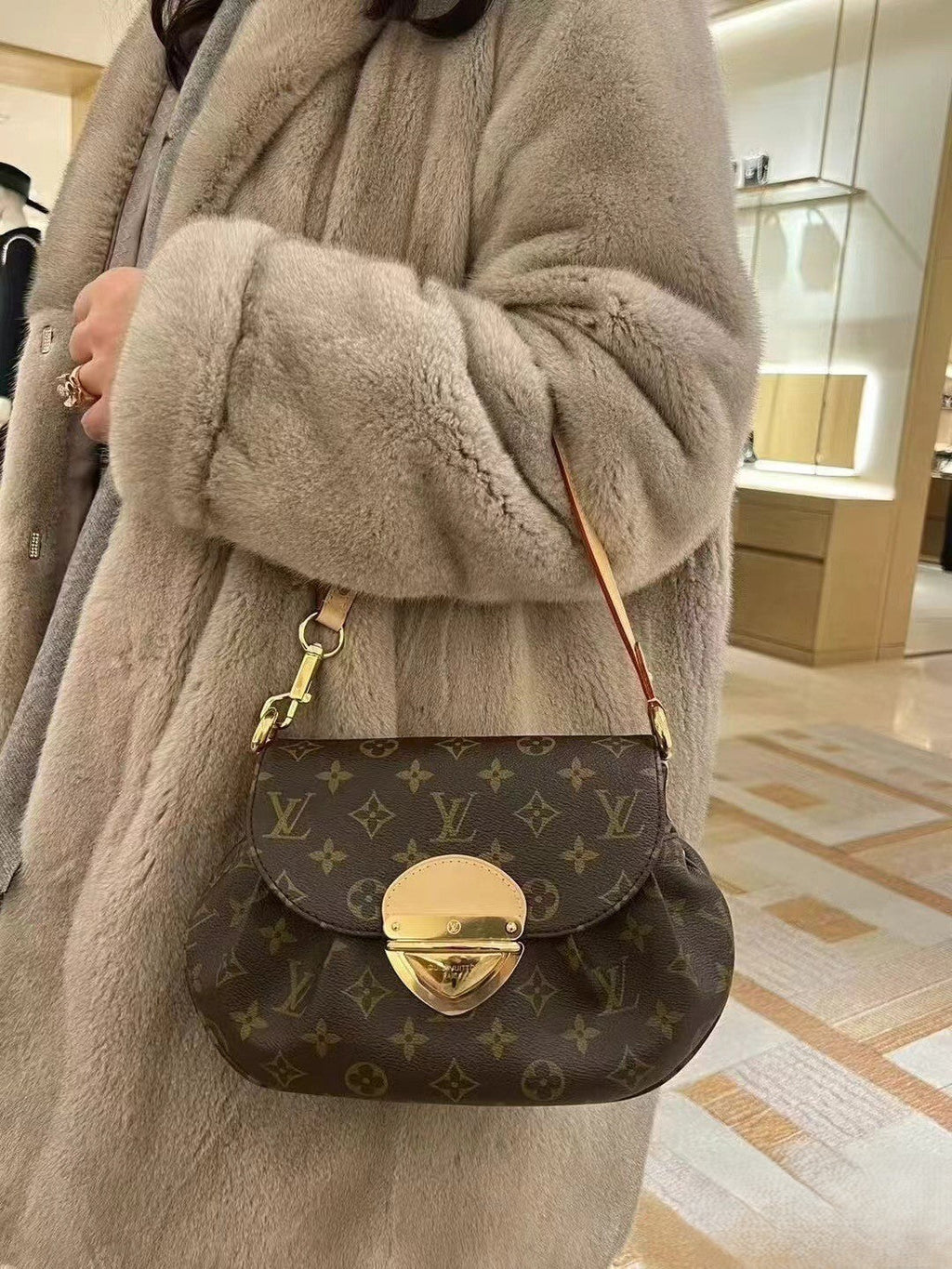 Vintage Print Gold-Lock Flap Saddle Bag