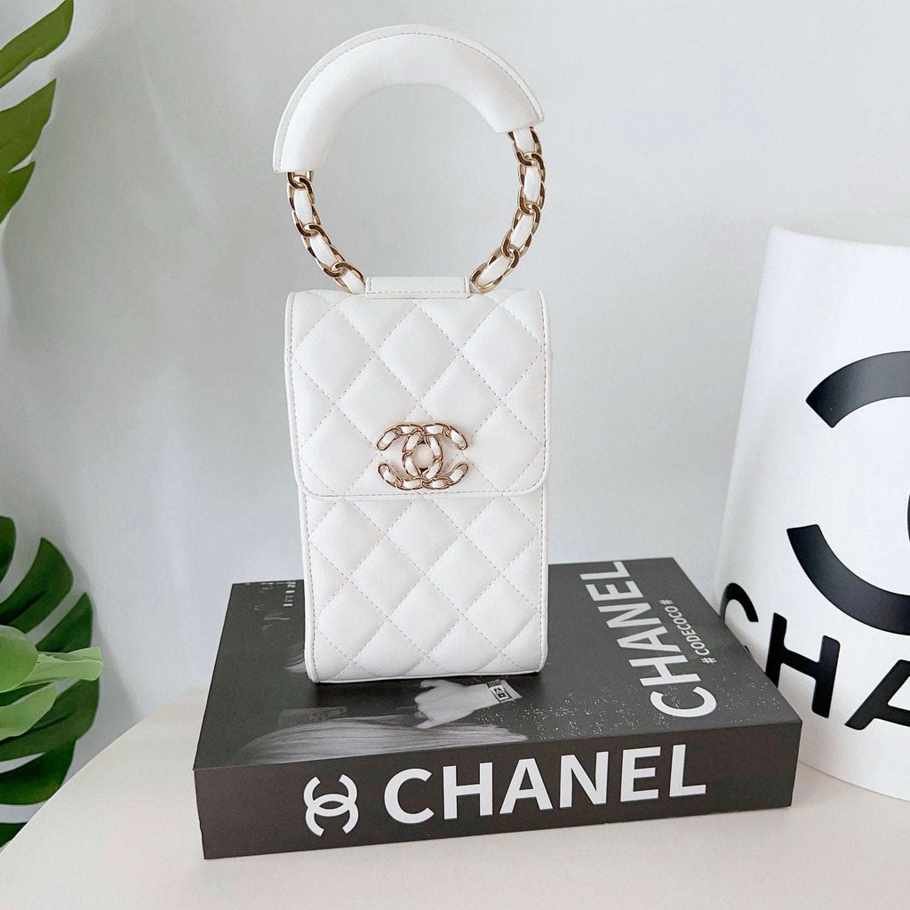 Fresh Ring Chain Phone Bag