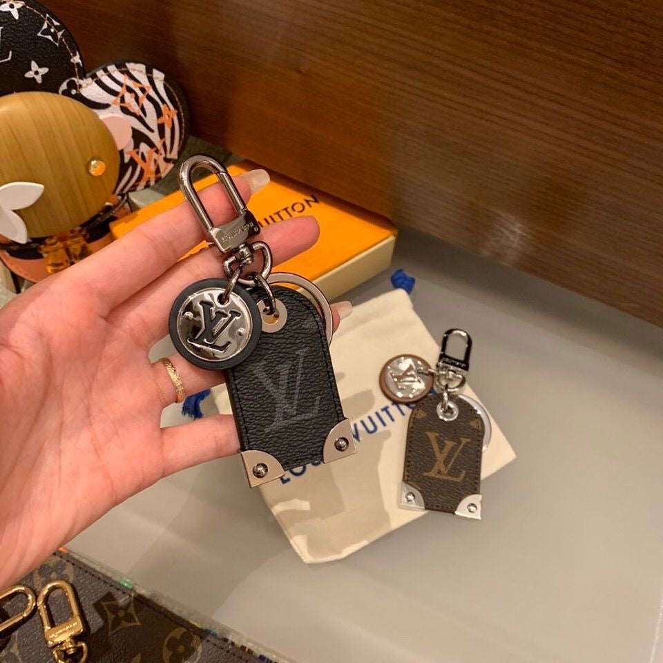 Classic Printed Pendant