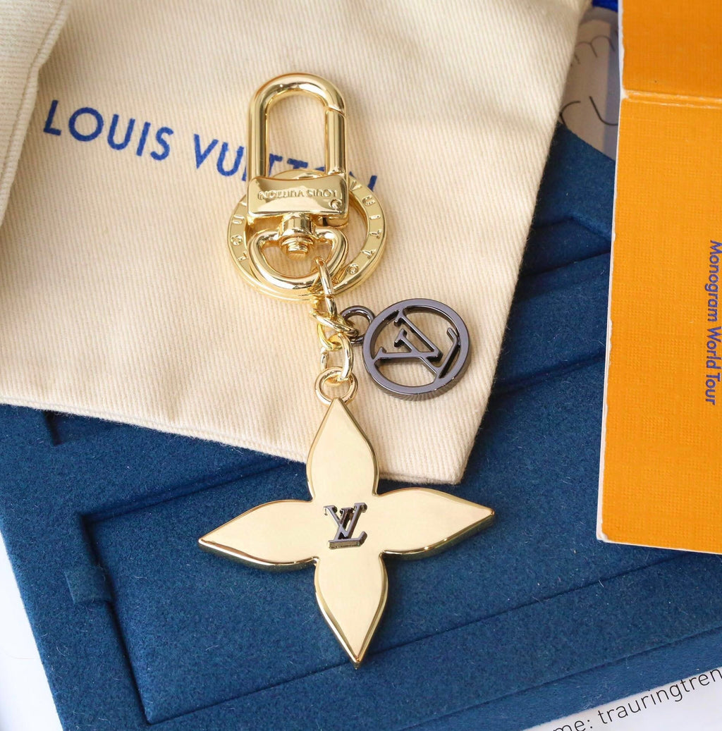 Four Leaf Clover Pendant Keychain