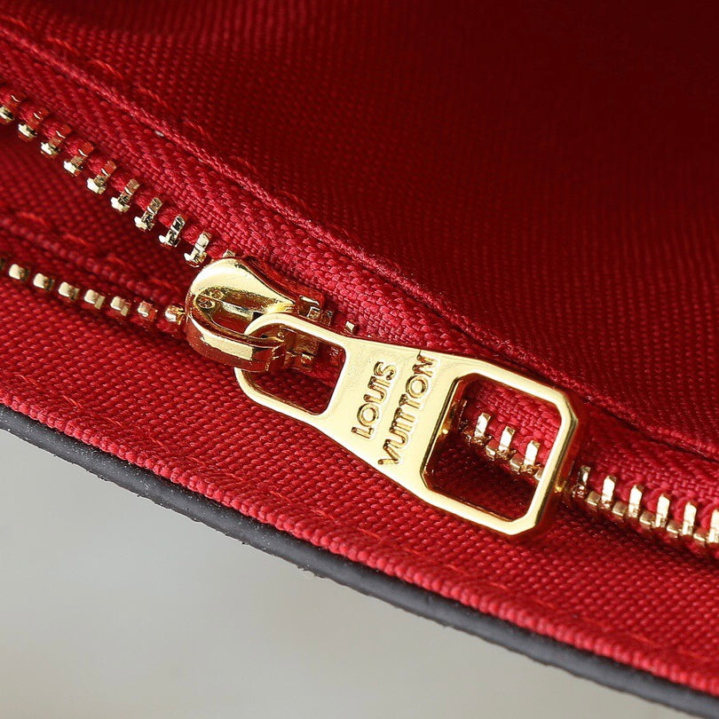 Classic Brown Grid Bag