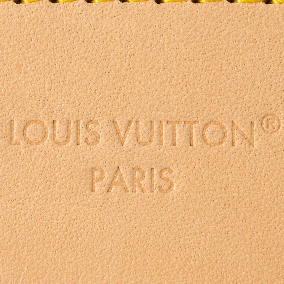 Luxurious Designer Leather Handbag with Gold Chain Details